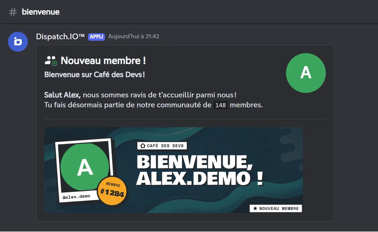 Message de bienvenue par défaut de Dispatch.IO dans un salon Discord, avec la carte de bienvenue d'un nouveau membre