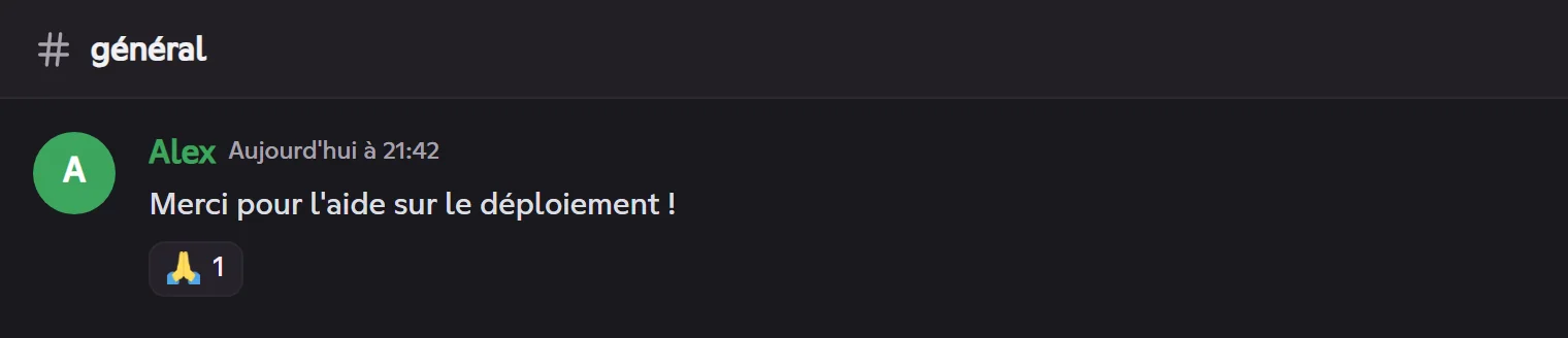 La règle « merci » → 🙏 : le bot réagit au message d'Alex. Réaction automatique du bot sous un message contenant « merci »