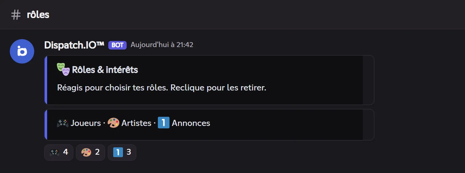Un panneau de rôles sur Fluxer : la légende des boutons et les réactions à cliquer. Panneau de rôles avec sa légende et ses réactions
