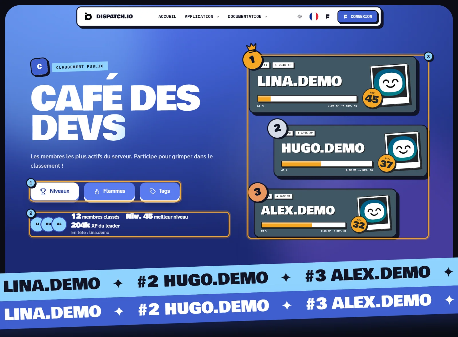Classement des niveaux du serveur Café des Devs : en-tête bleu avec le nom du serveur, boutons Niveaux et Flammes, chiffres clés et podium des trois premiers